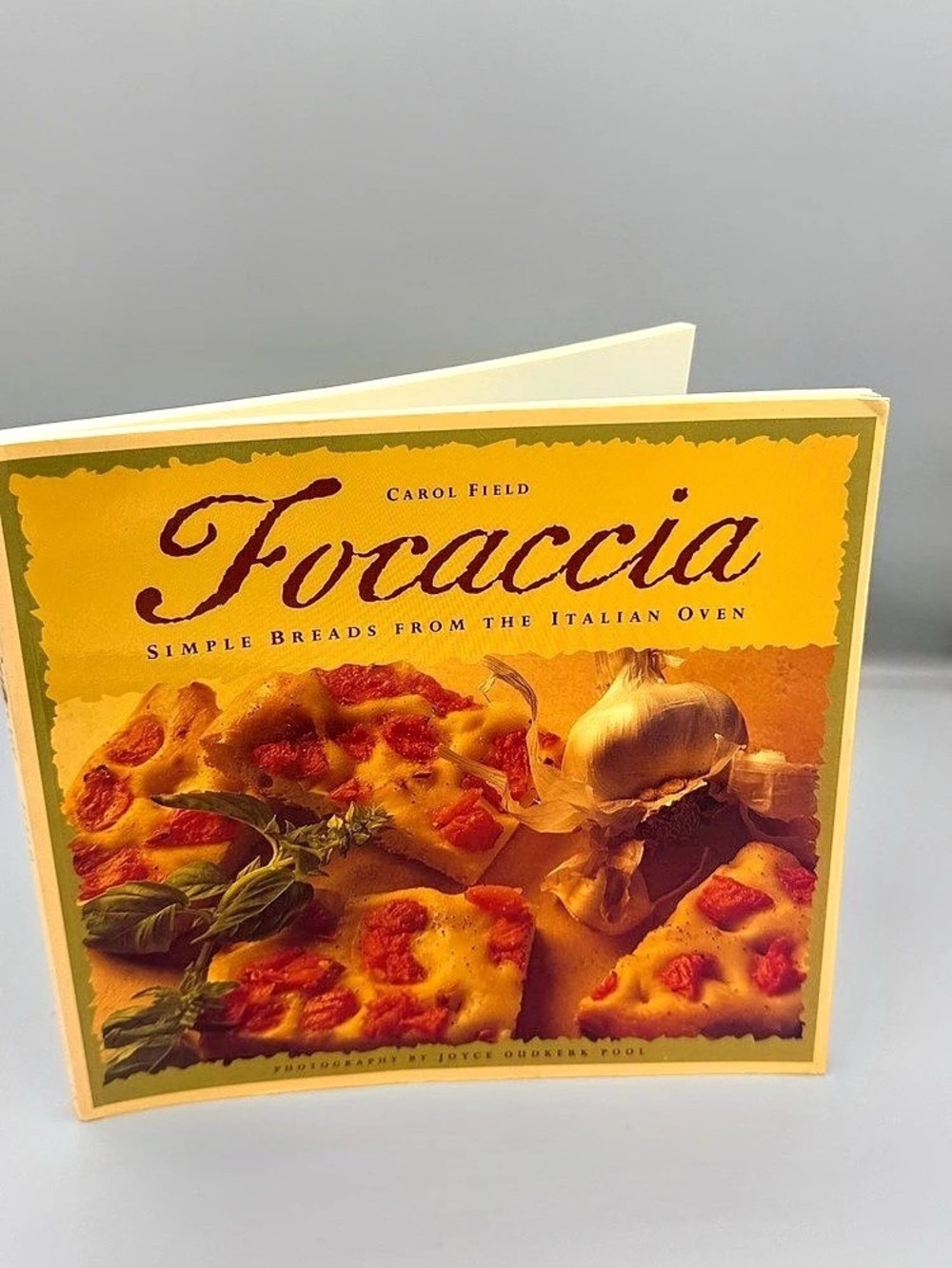 Focaccia: Simple Breads from the Italian Oven Cookbook (Chronicle Books)